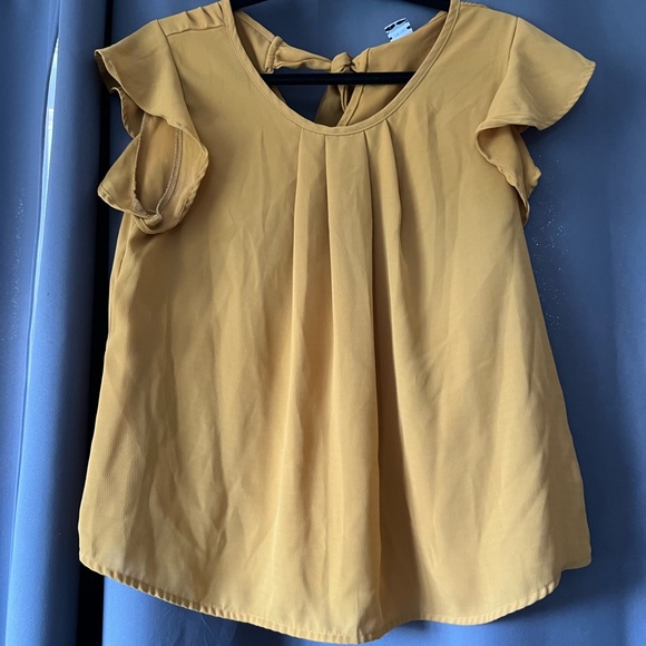 Mustard yellow blouse - Picture 3 of 9